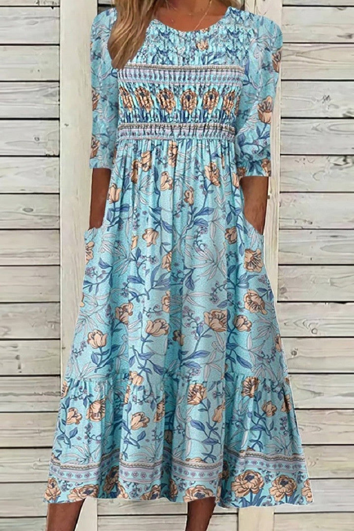 Celine | Abito leggero con design a petali
